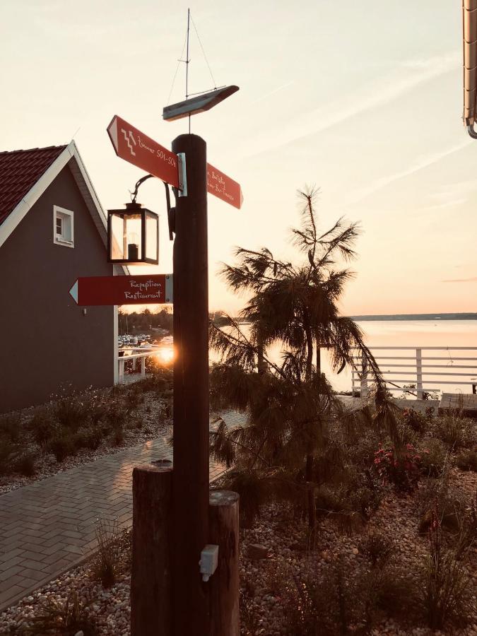 Der Leuchtturm-Gastro Gmbh Hotel Geierswalde Buitenkant foto