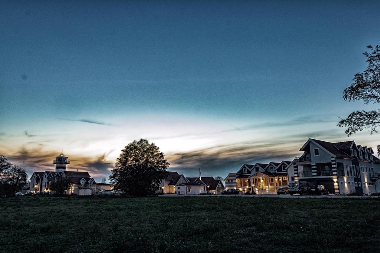 Der Leuchtturm-Gastro Gmbh Hotel Geierswalde Buitenkant foto